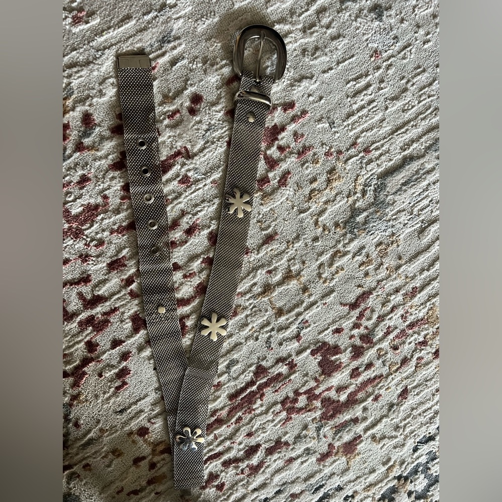 All metal flower belt